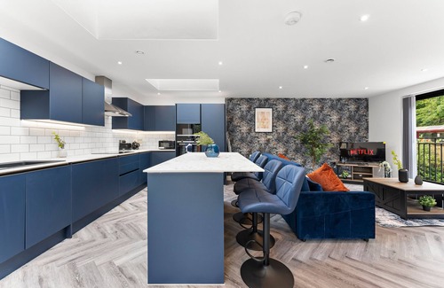 Headingley Apartment | Modern 2-Bedroom Apartment in Victoria Gardens