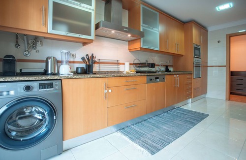 Odivelas Apartment | Modern 2-bedroom flat in Odivelas
