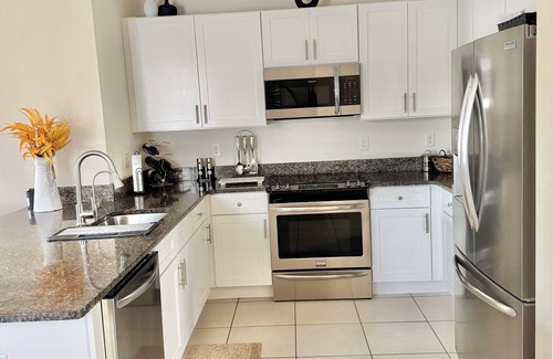 Sandy Ridge House | Modern 2-bedroom house located 1 mile from restaurants and retail stores.