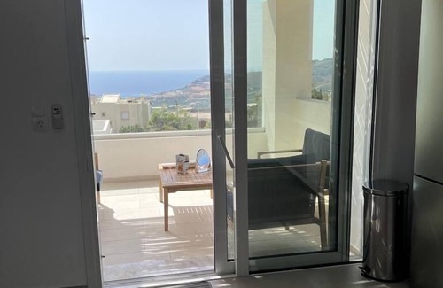Mariou Villa | Modern 2-Bedroom Villa with Private Pool, Sea & Mountain Views –Sleeps 4, 2 Bath