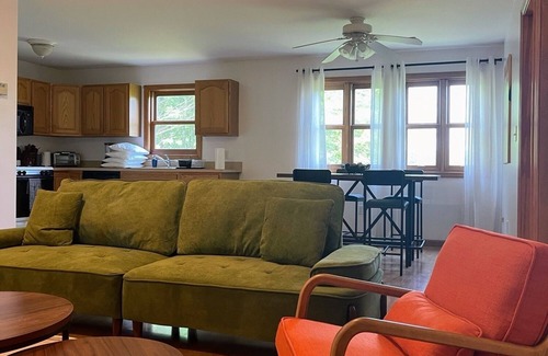 Athens Apartment | Modern 2-BR Carriage House Apt