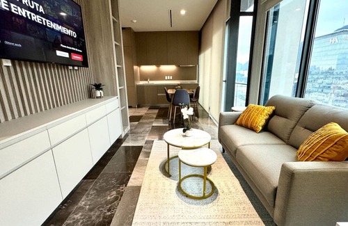 Monterrey Apartment | Modern 2BD&2BA I Hospital I Steps to Shops&Dining