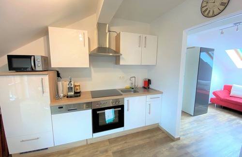 Hillstett Apartment | Modern 2-room vacation apartment "Denise" by the lake with top furnishings