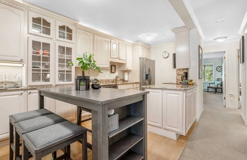 Vail Condo | Modern 2BR condo in Vail - steps to Golden Peak Lift and walk to Vail Village