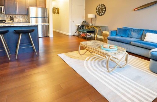 Central West End Condo | Modern 2BR Designer CWE Condo/ABODEbucks