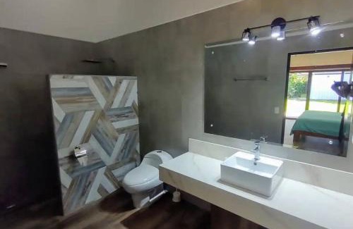 Uvita House | Modern 2br home - Walk to the beach!