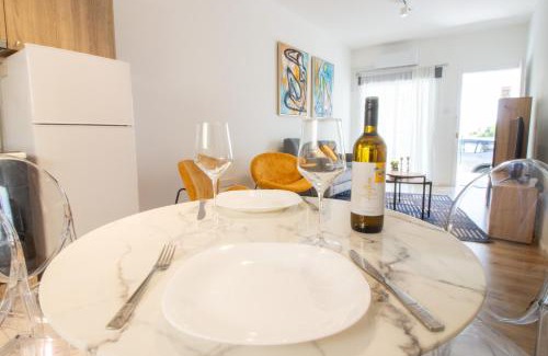 Oroklini Apartment | Modern 2BR Steps from Beach