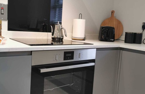 Bellaghy Apartment | Modern 3-bed Apartment in Magherafelt Sleeps 8