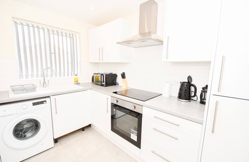 Crosby House | Modern 3 Bedroom House in Kirkdale Liverpool