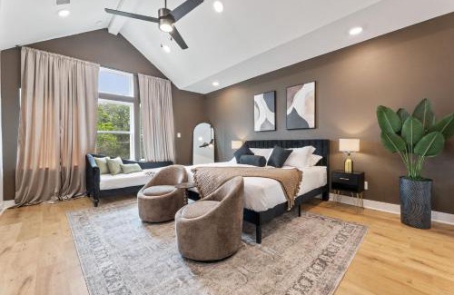 Greater East End House | Modern 3BR 2 5BA Home Just Completed with Hot Tub