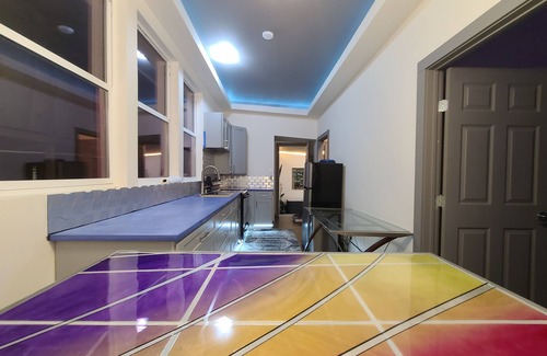 Pedernales Canyon Ranch Apartment | Modern 700 SF Loft with fitness room, WiFi, AC, Pool, Hot Tub, Gym, QUIET & Safe