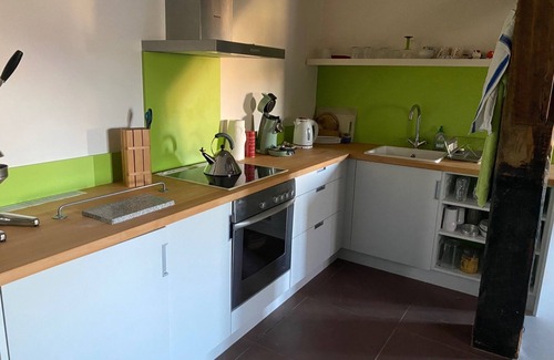 Leuenberg Condo | Modern apartment from 4.10 to 31.10 and from 1.1 to 31.3 no rental possible.