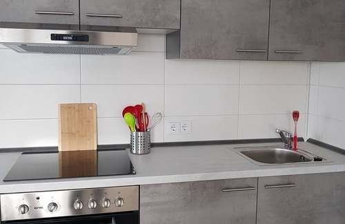 Altenfurt Apartment | Modern apartment with good transport links near the fair