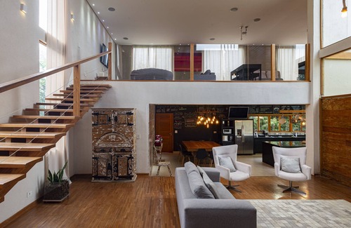 Paruru Condo | Modern and Equipped House in Gated Community