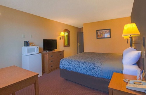 Grandview Plaza House | Modern and Homely Retreat for a Comfy Stay