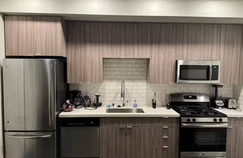 Glendale Apartment | Modern and Lavish unit