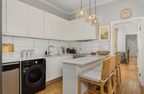 Green Point Apartment | Modern and Spacious Apartment | Balcony | Pool