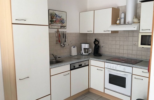 Hamswehrum House | Modern and very child-friendly house. Only 2km to the North Sea.