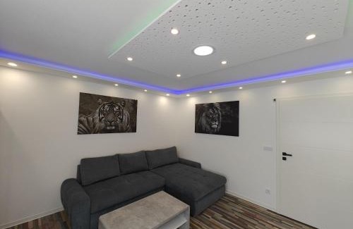 Neuburg Apartment | Modern Apartments Neuburg UU - NEU - 2 Zimmer, Komfort, Top Ausgestattet, Smart TV, Wi-Fi