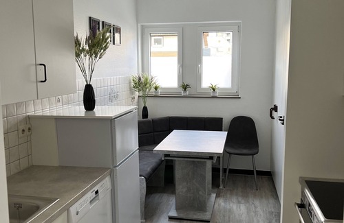 Goeppingen Apartment | Modern apartment in the center, connection to Stuttgart, Märklineum and EWS Arena.