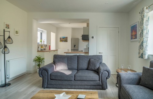 Chalford Apartment | Modern apartment in the Cotswolds sleeps 6