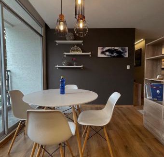 La Colon Apartment | Modern Apartment in the Heart of Quito
