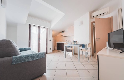 Pietra Ligure Apartment | Modern apartment - Two-room 5 beds