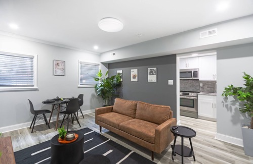 Petersburg Apartment | Modern Apartment near ft Gregg-Addams and VSU