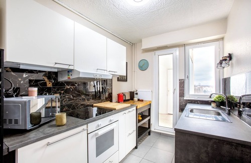 Mulhouse Apartment | Modern Apartment with Panoramic View in Mulhouse – 10th Floor