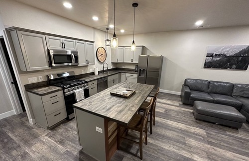 Grand Junction Condo | Modern Barndominium Retreat – Private Acres with Farm Views Near Fruita & GJ