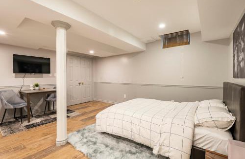 North York House | Modern, basement apartment, close to airport