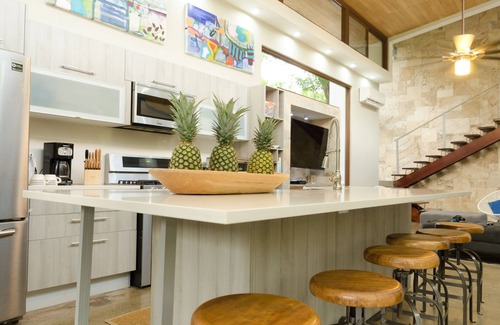 Coco Villa | Modern beach Villa - Property can accommodate up to 16 pp - close to the beach