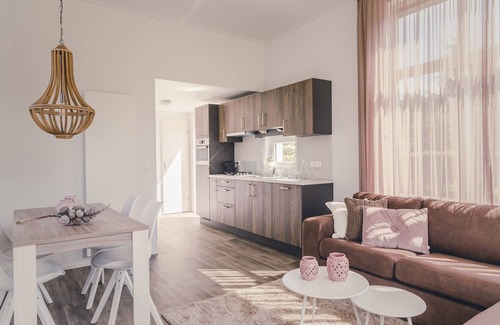Municipality of Rijssen-Holten House | Modern Bungalow with Garden in Twente