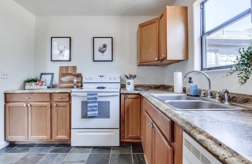 Lincoln County Cabin | Modern Cabin on 20 private acres. just off Route 66.