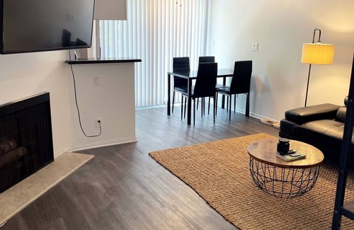 Beverly Grove Apartment | Modern Chic 1br apartment in the Heart of Beverly Hills