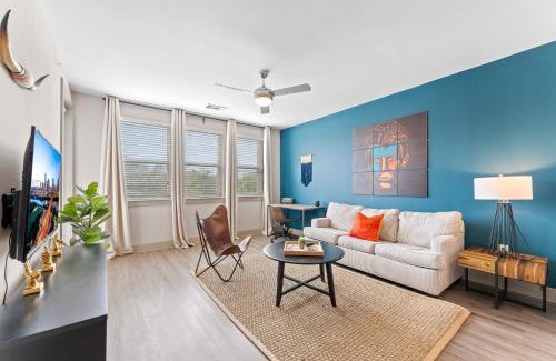 Montopolis Apartment | Modern & Chic 1BR Luxury Apts Close to Downtown & Airport