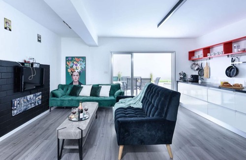 Tel Aviv Condo | Modern & Chic Apt w Patio Near Rothschild Blvd by Sea N' Rent