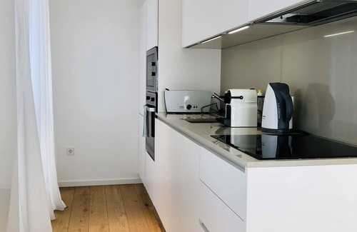 Hollerich Apartment | Modern City Center Flat