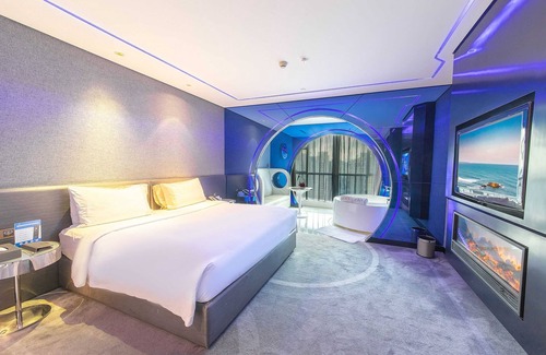 Luohu Hotel | Modern Classic Hotel