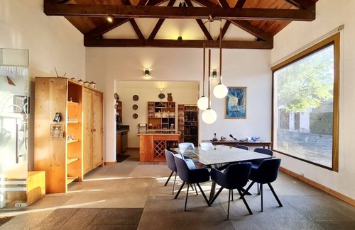 Santa Ana House | Modern colonial house