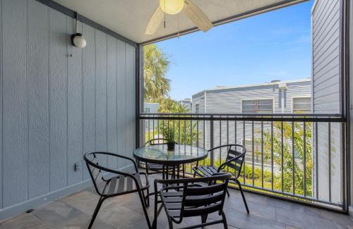 Ventura Apartment | Modern Cozy 2BR Condo Near Disney