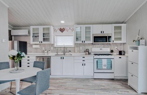 Painted Post Apartment | Modern & Cozy stand-alone apartment - perfect stay