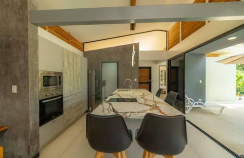 Buenos Aires House | Modern 2 Bedroom + Casa Sewo 2Bedroom Combination unit