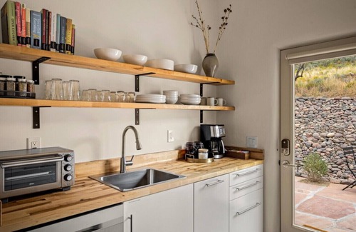 Clarkdale Apartment | Modern Desert Retreat at Penumbra · Suite 4