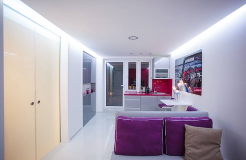 Taurito Apartment | Modern designer apartment with large terrace and sea view!