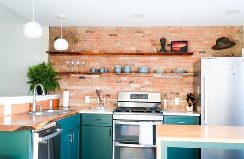Geneva House | Modern downtown apartment - steps from Seneca lake!