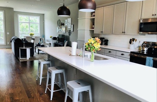Nashville House | Modern East Nash Townhouse