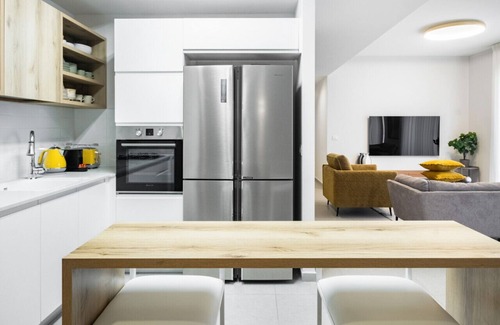 Florentin Apartment | Modern Exquisite Haven in South TLV