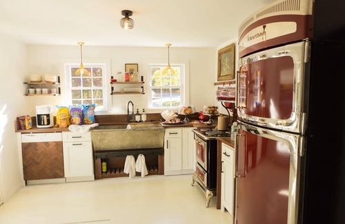 Walker Valley House | Modern farmhouse, upstate NY, 4-5 bedrooms 2 1/2 baths sleeps 8-10 guests