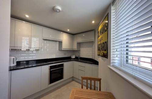 Radstock Apartment | Modern first floor apartment